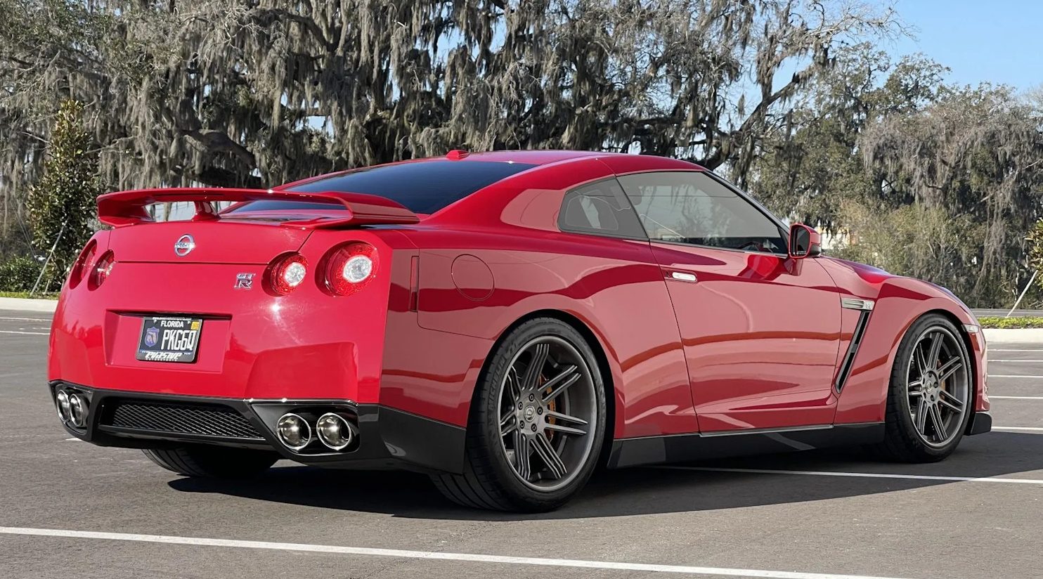 2010 Nissan Gt R Premium Bat Rear 1