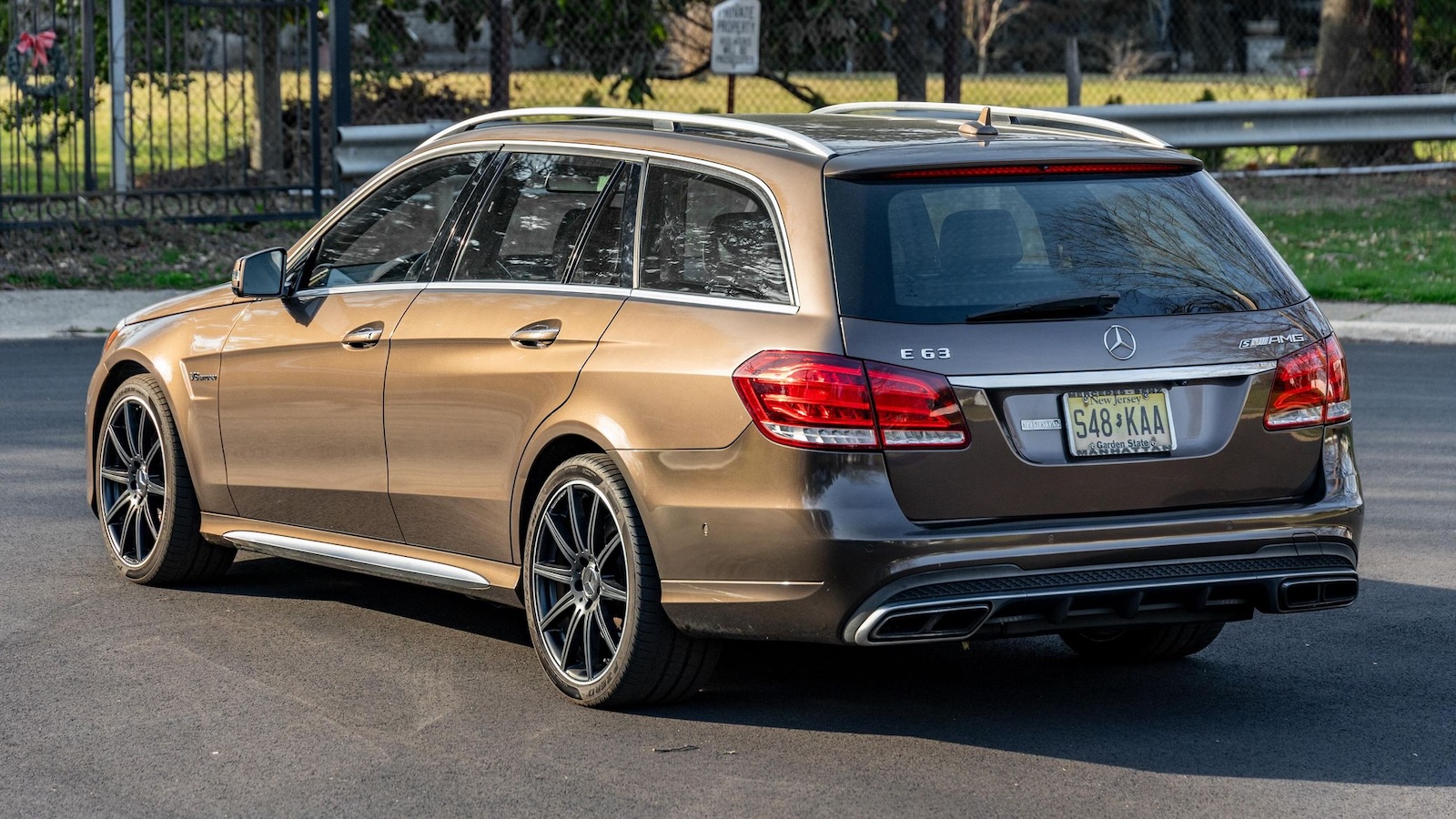 2014 Mercedes-Benz E63 Amg Rear Three Quarter