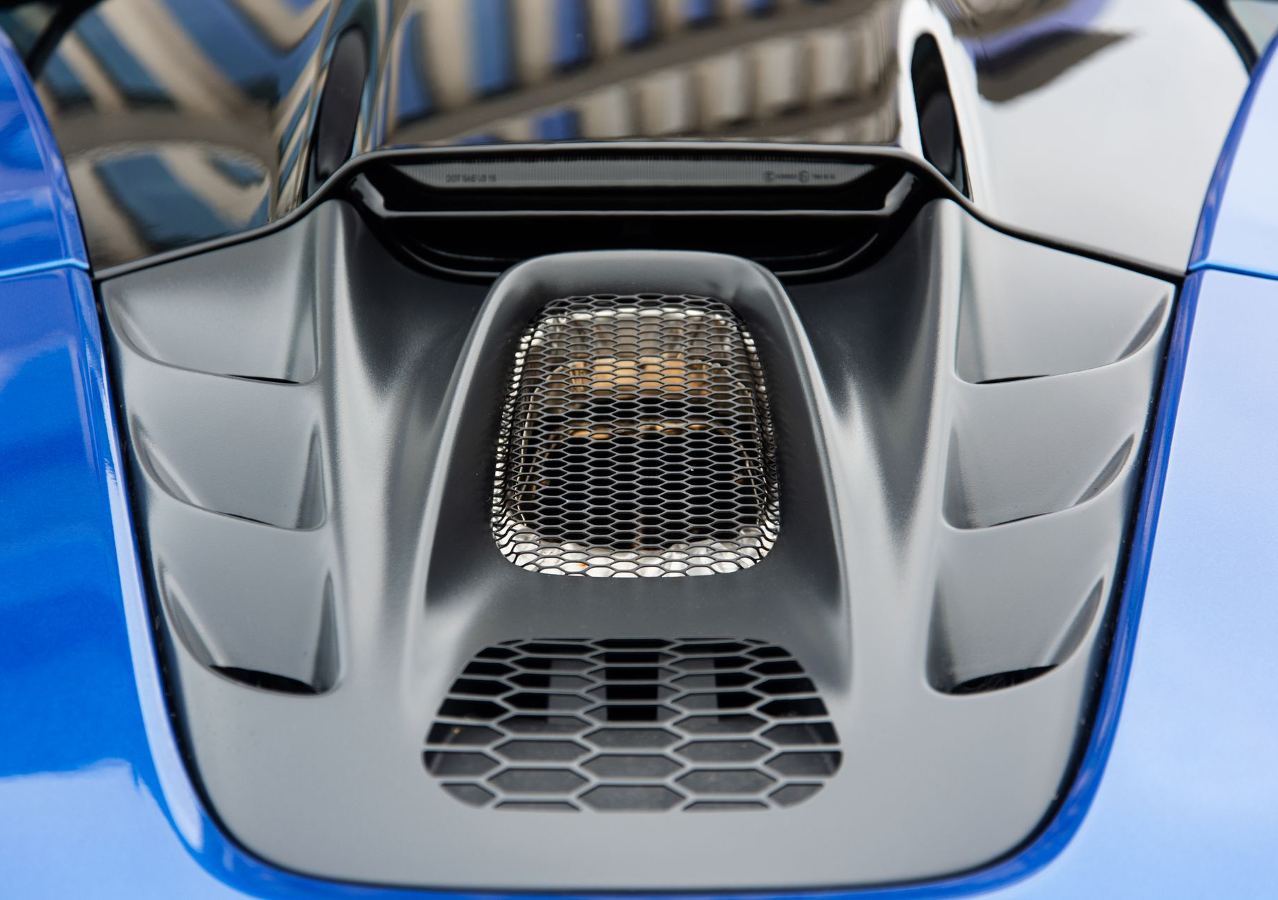 2025 Mclaren Artura Spider Engine Cover