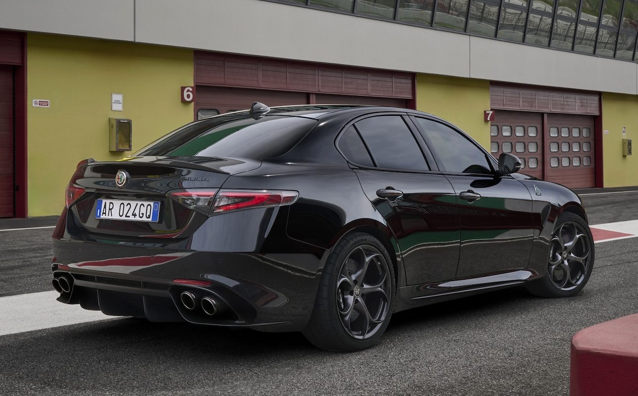 2024 Alfa Romeo Giulia Quadrifoglio Super Sport (european Spec)