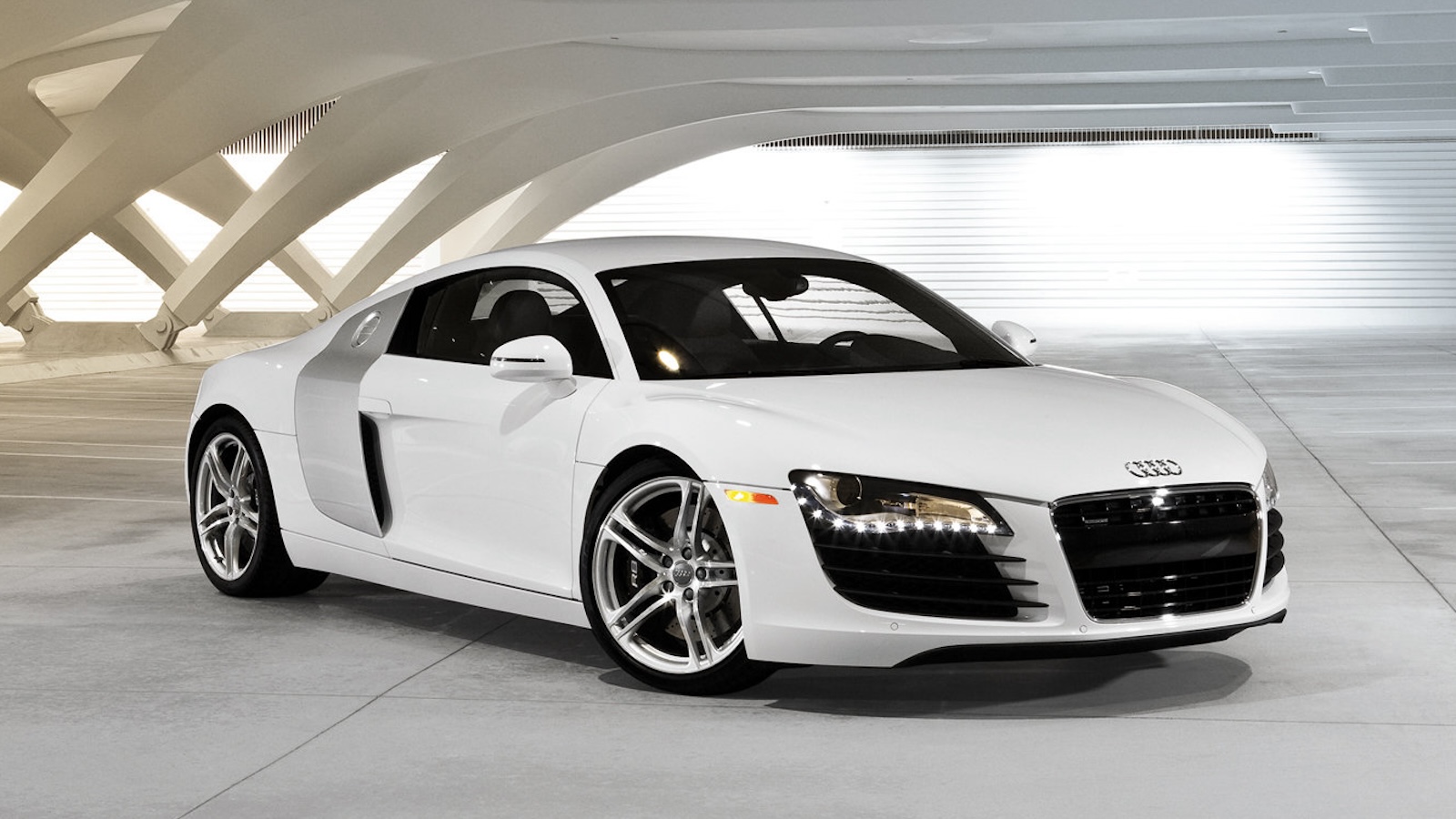 Audi R8 2008 1600 03