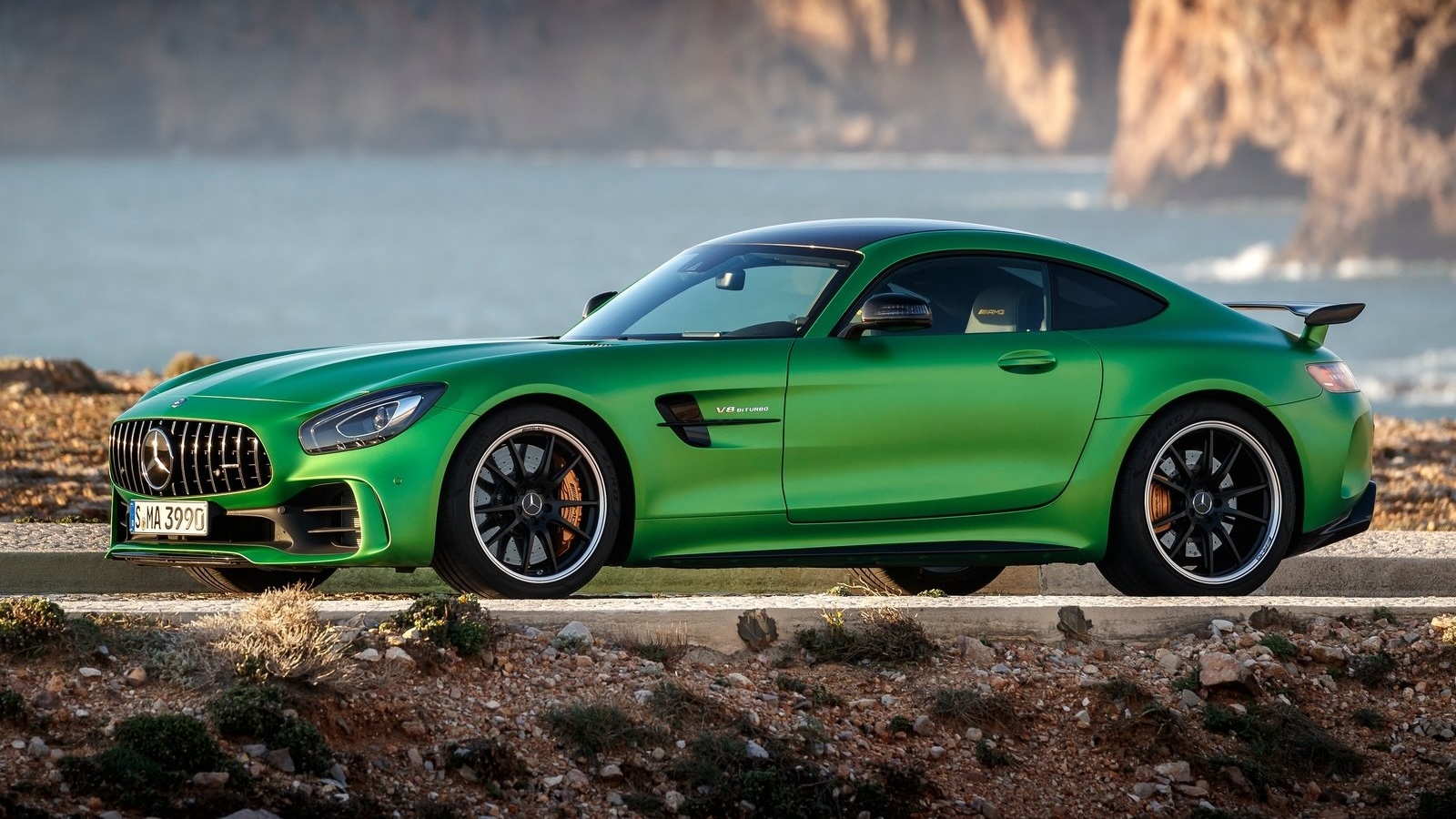 Mercedes Benz Amg Gt R 2017 1600 07