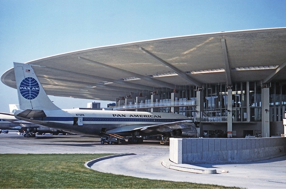 Pan Am Boeing 707 100 At Jfk 196