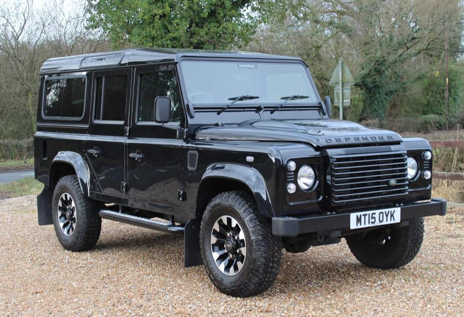 2015 L316 Defender in Santorini Black with Sawtooth allloys.