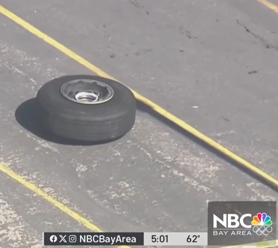 Tire Falls Off United Plane After Takeoff From Sfo, Damages Cars In Parking Lot 2 9 Screenshot