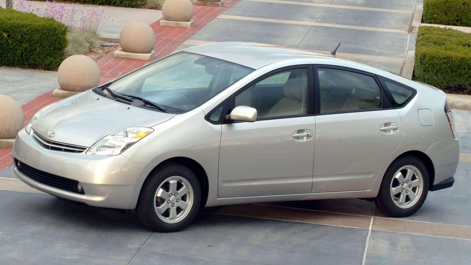 Toyota Prius 2004 1600 06