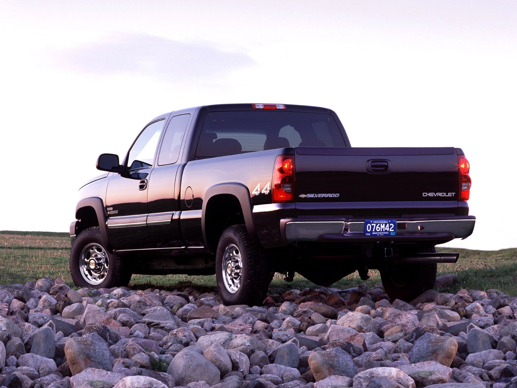 Chevrolet Silverado 2002 Wallpap