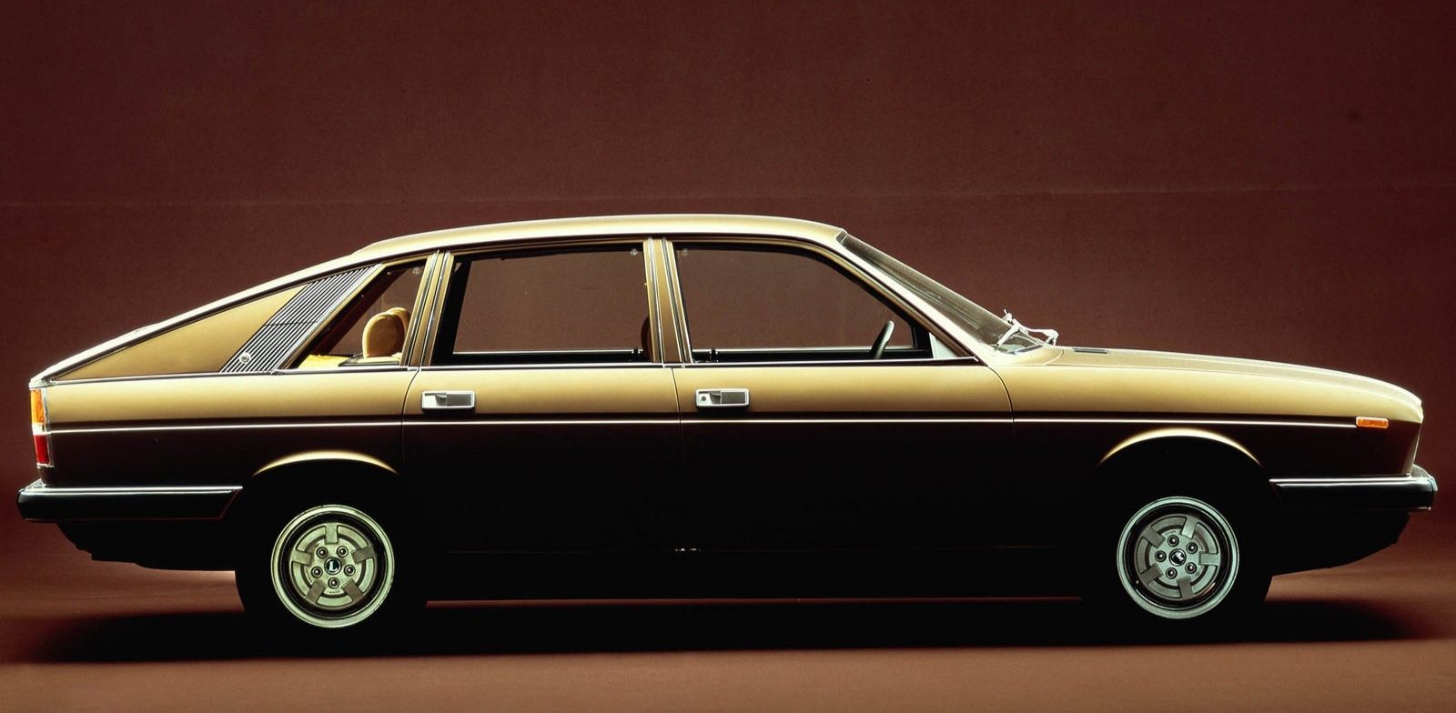 Images Lancia Gamma 1976 2