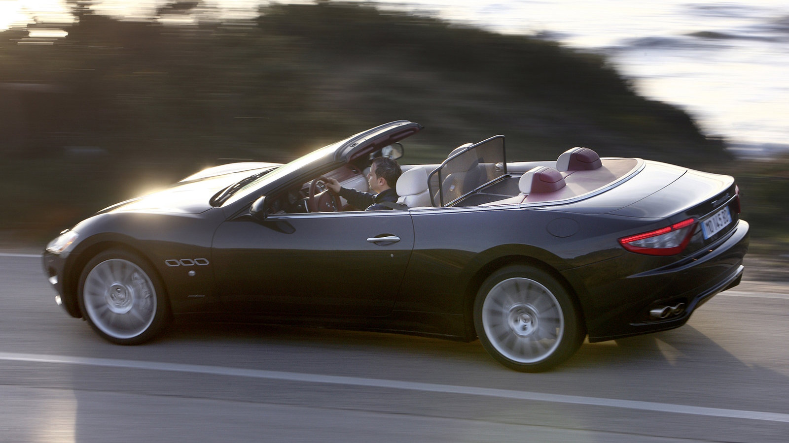 Maserati Granturismo Cabriolet 2