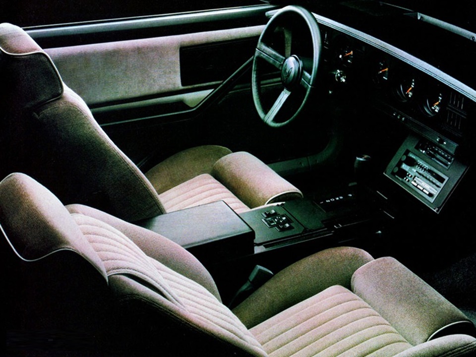 Pictures Pontiac Firebird 1983 2