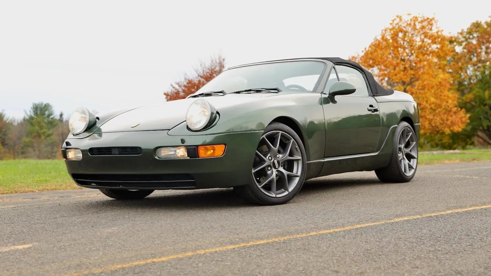 Porsche 968 Cabriolet Green 1