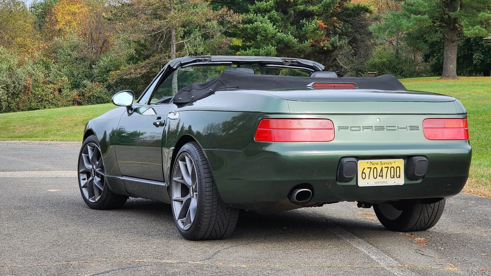 Porsche 968 Cabriolet Green Rear